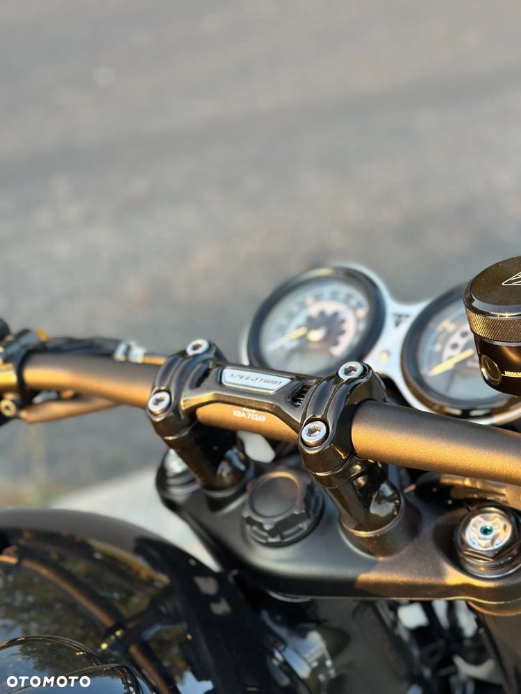 Triumph Speed Twin - 16