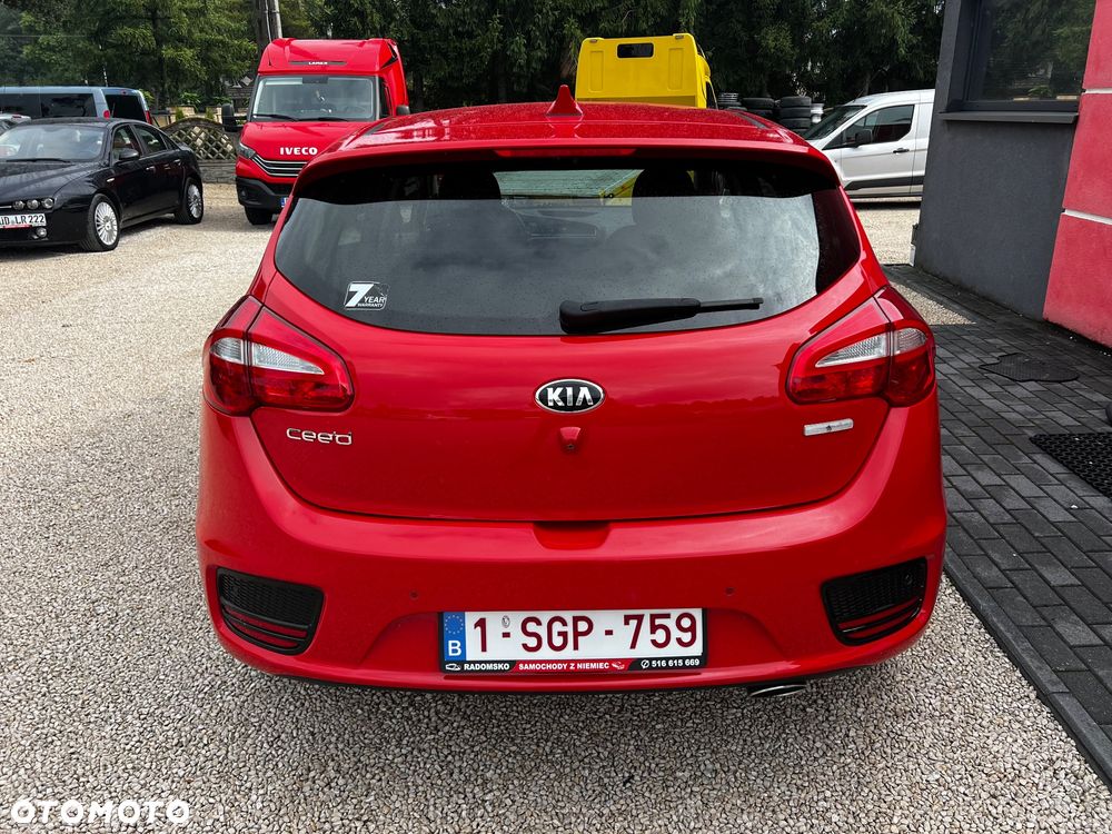 Kia Ceed 1.4 CVVT Attract - 13
