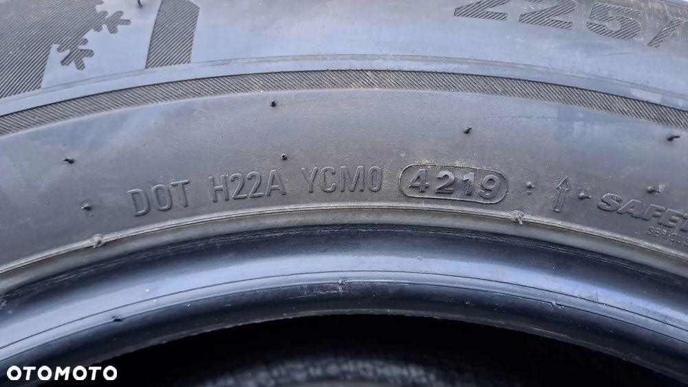 Opony zimowe Kumho WinterCraft SUV ice WS31 225/60 R17 - 8