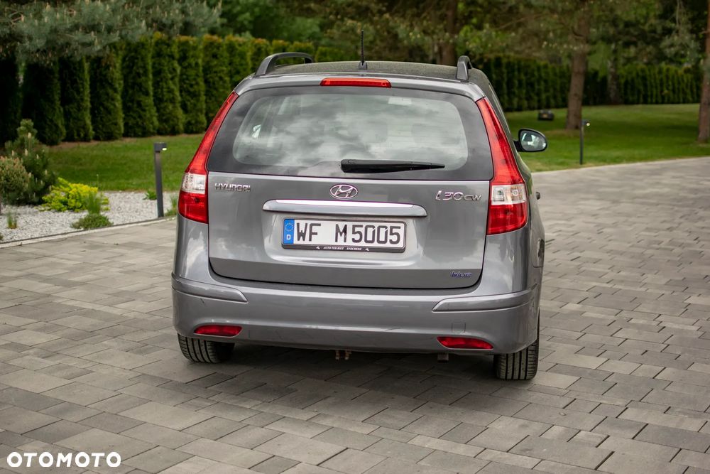 Hyundai i30 - 23