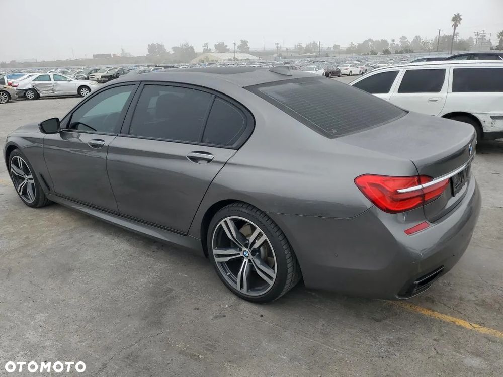 BMW Seria 7 - 4