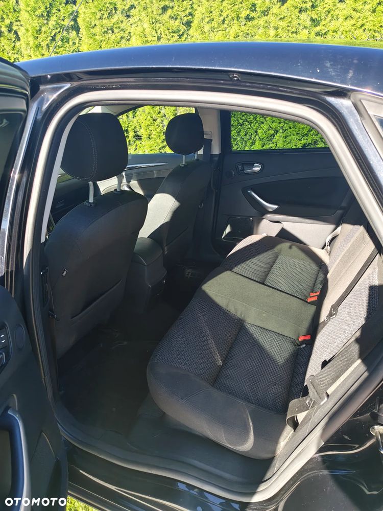 Ford Mondeo 2.0 TDCi Ghia X - 6