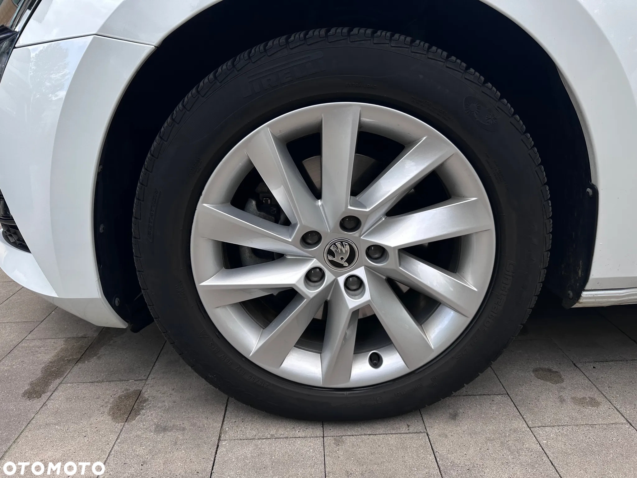 Skoda Superb 1.5 TSI Ambition DSG - 4