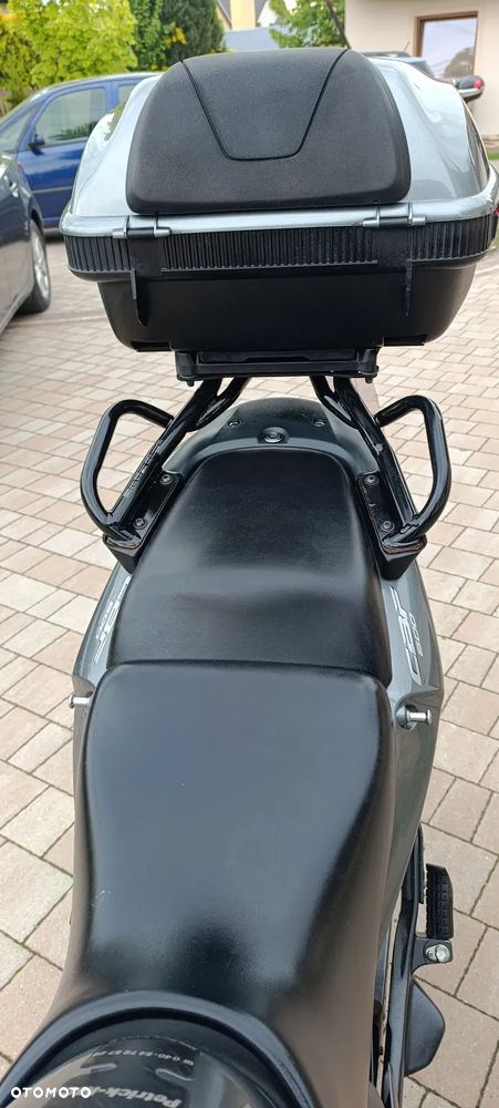 Honda CBF - 10