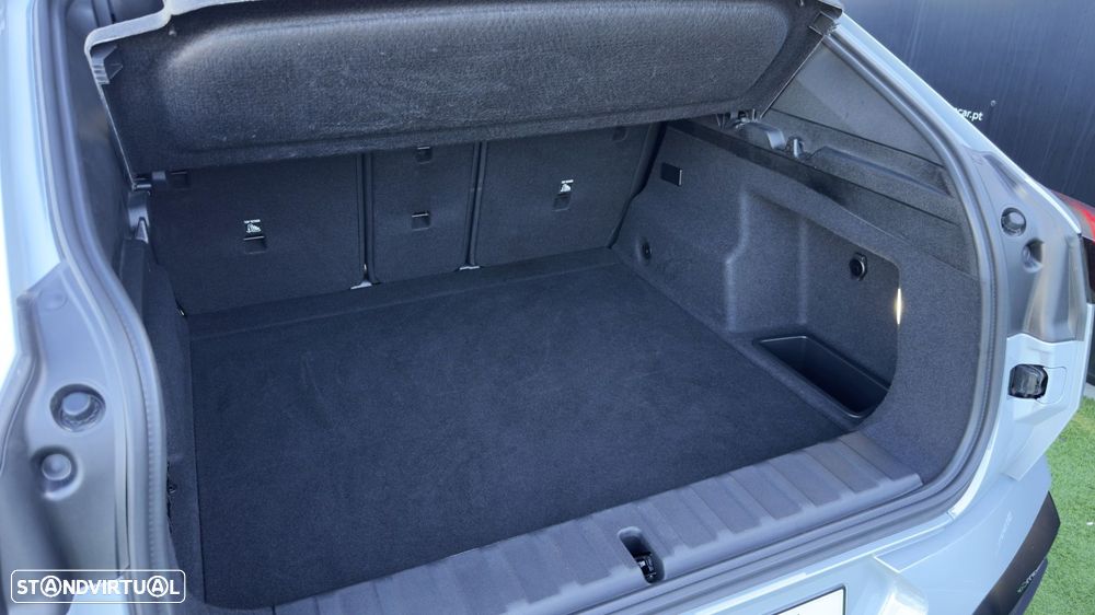 BMW iX2 eDrive20 Pack Desportivo M Pro - 42