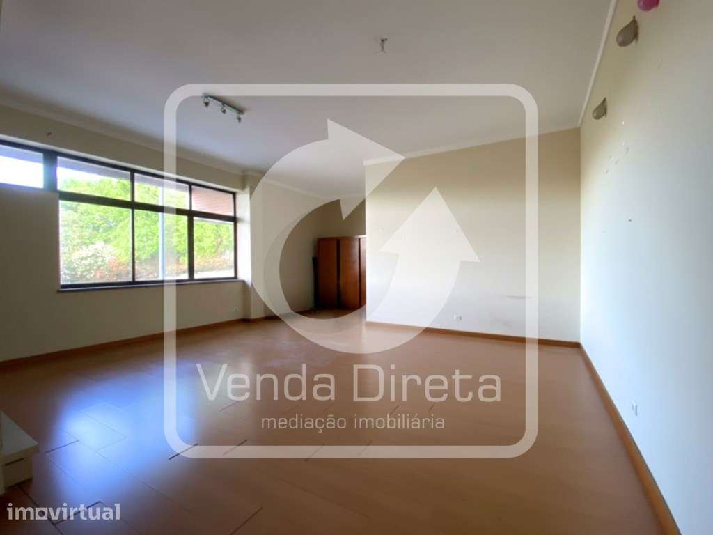 Apartamento T3 com 168 m², Varanda, Garagem para 2 Viaturas e Arrec... - Grande imagem: 3/21