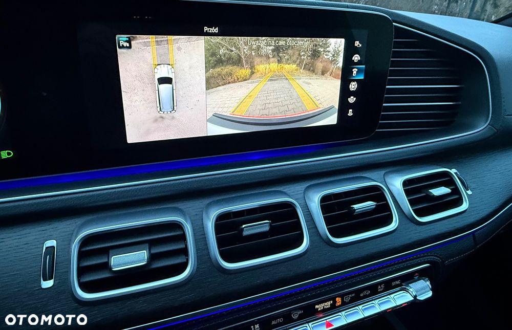 Mercedes-Benz GLS - 25