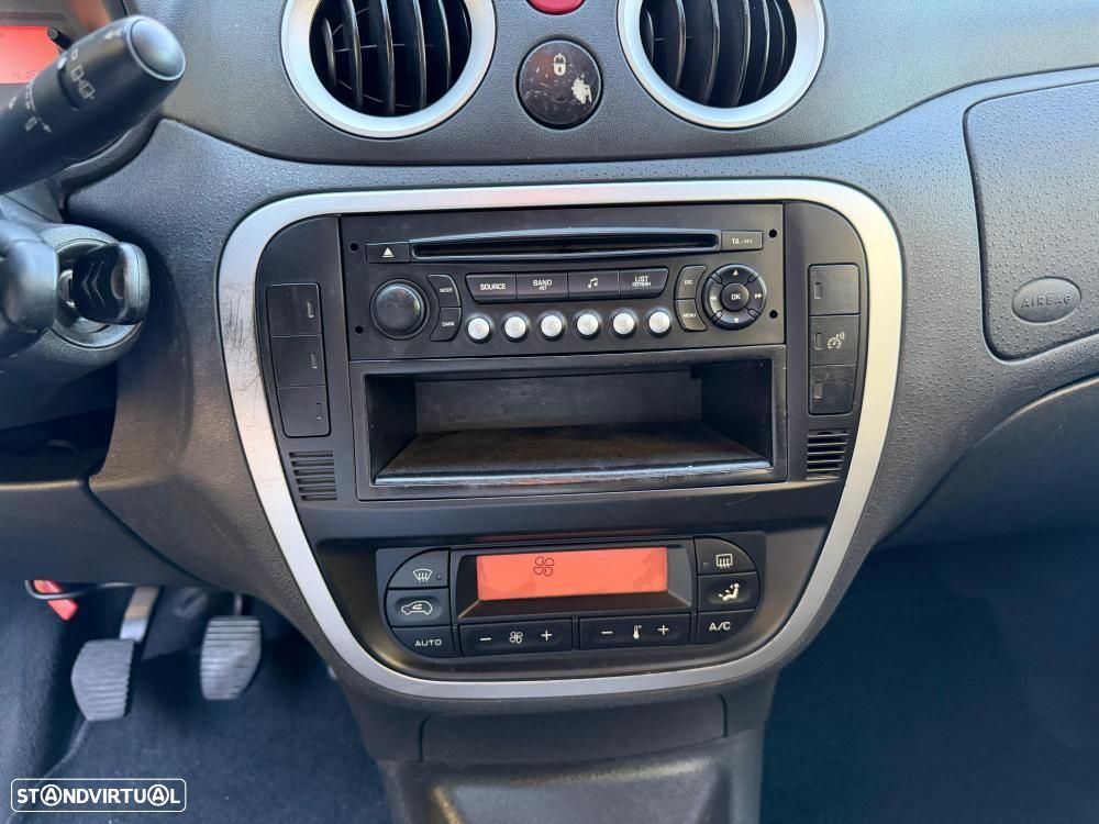 Citroën C2 1.4 HDi VTR - 18
