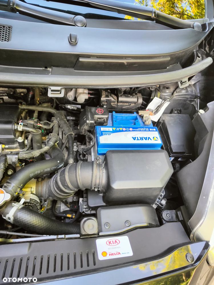 Kia Venga - 7