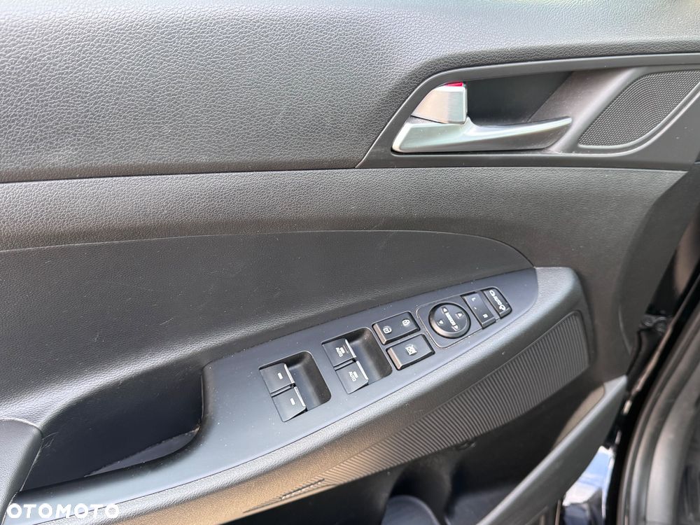 Hyundai Tucson 2.0 CRDi 48V Style 4WD - 38