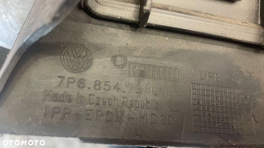 VW TOUAREG II LISTWA BŁOTNIKA LEWY PRZÓD 7P6854731B - 3