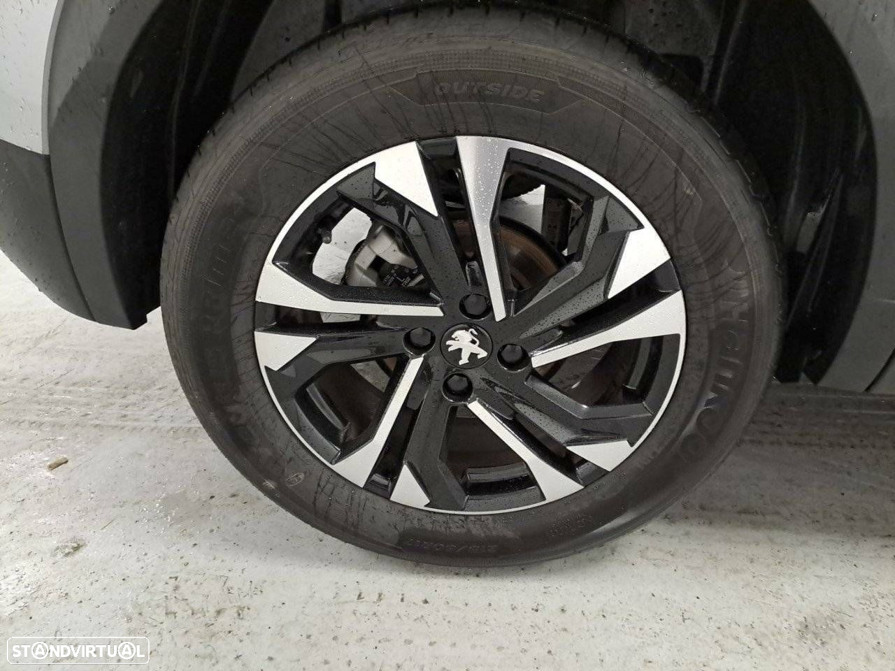 Peugeot 2008 1.5 BlueHDi GT EAT8 - 11