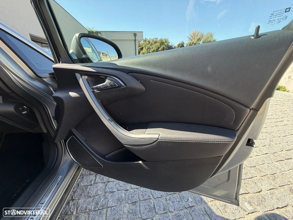 Opel Astra Sports Tourer - 18