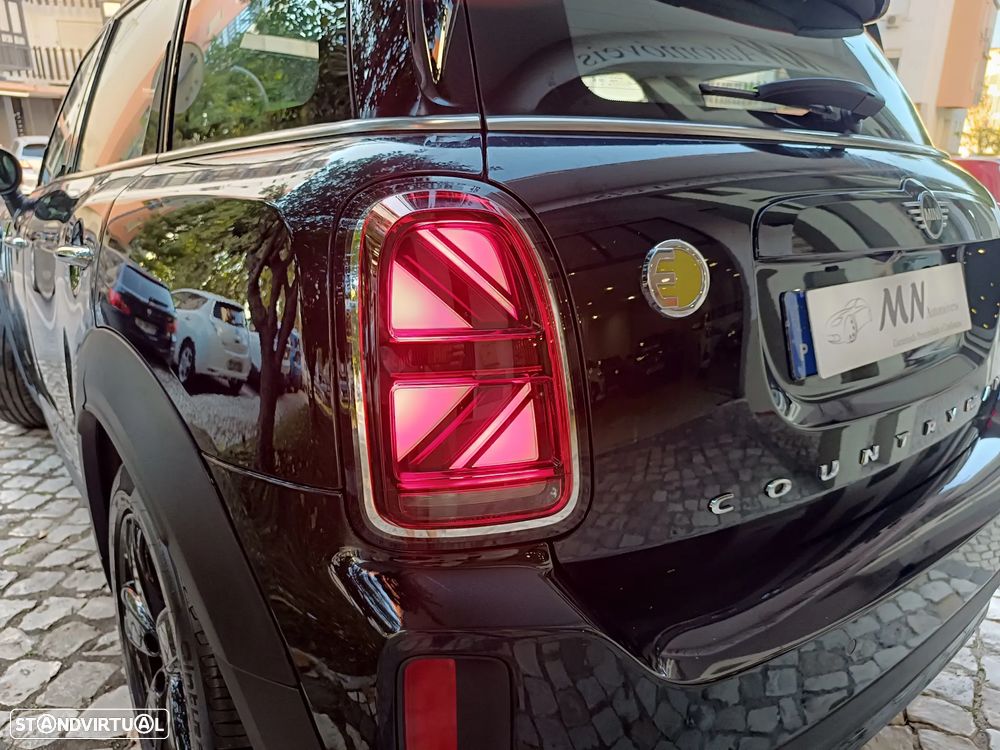 MINI Countryman Cooper SE Premium P. Essential Auto - 6