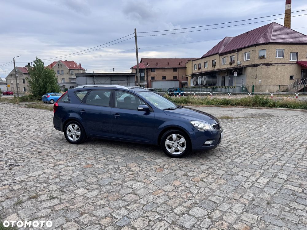 Kia Ceed 1.6 Crdi Optimum + - 6
