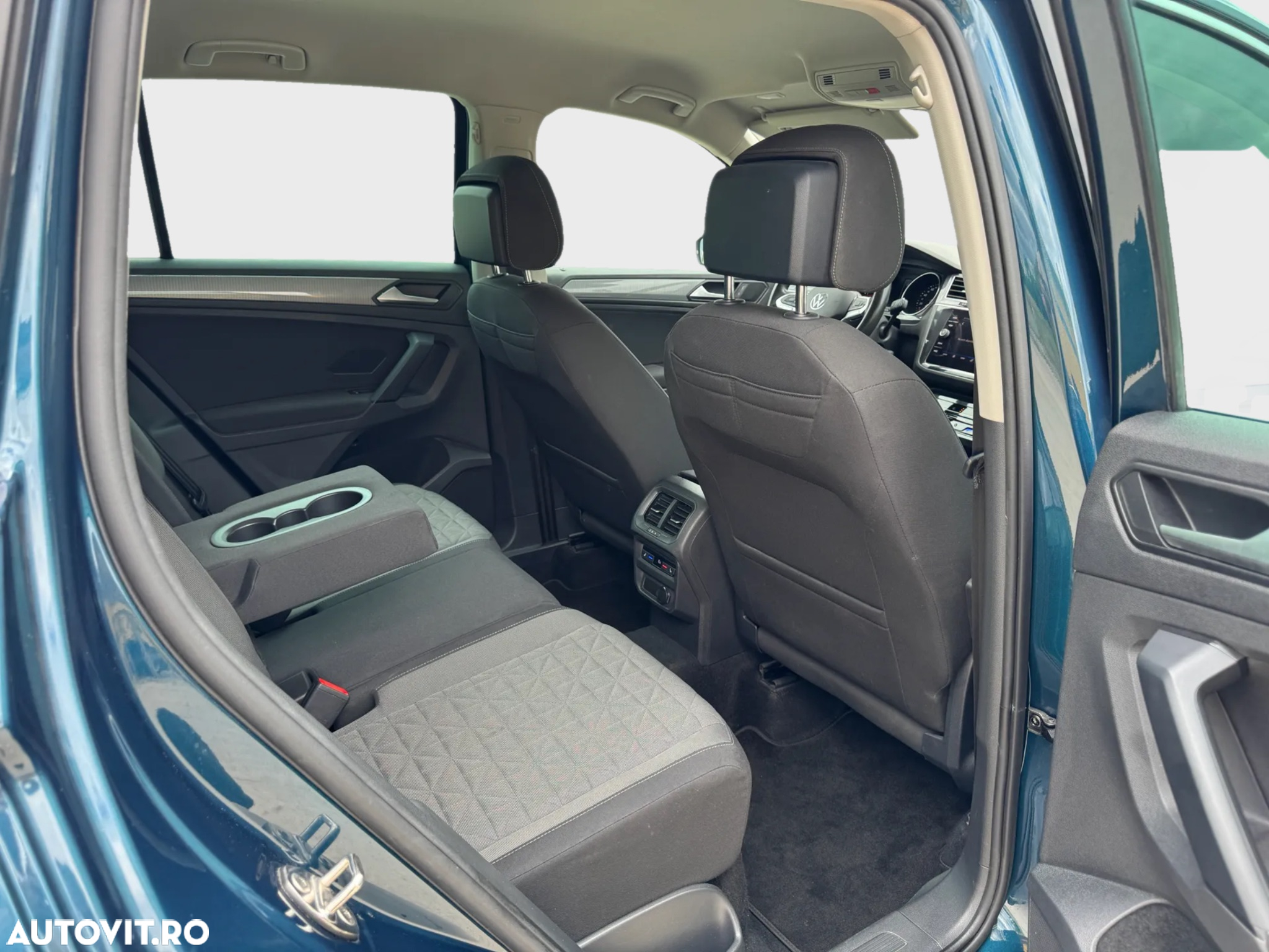 Volkswagen Tiguan 2.0 TDI SCR DSG 4Motion Elegance - 9