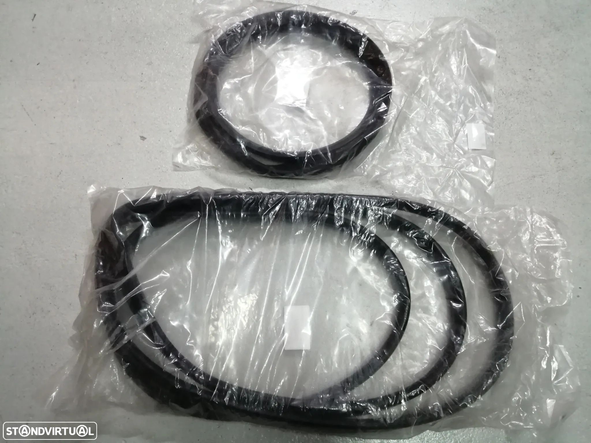 Borracha do Vidro Para Brisas e Vidro Traseiro - Nissan 780 ND6 - 1