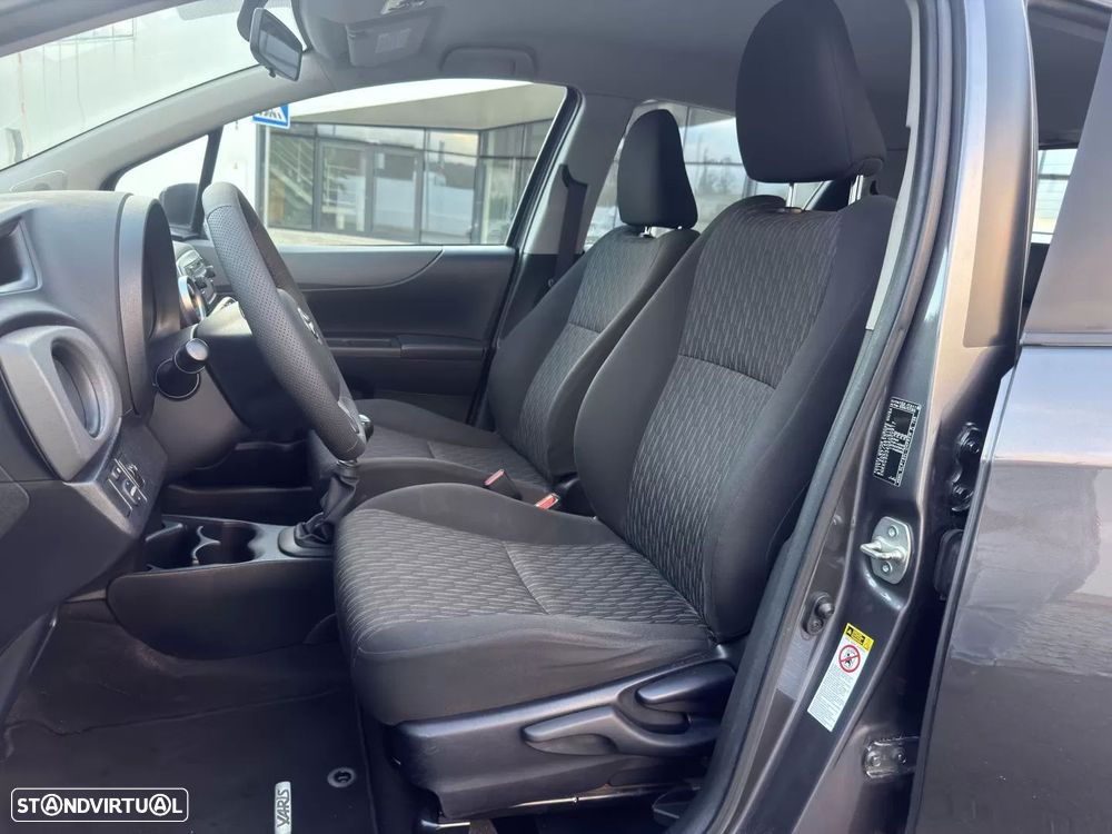 Toyota Yaris 1.4 D-4D Comfort 99g - 9