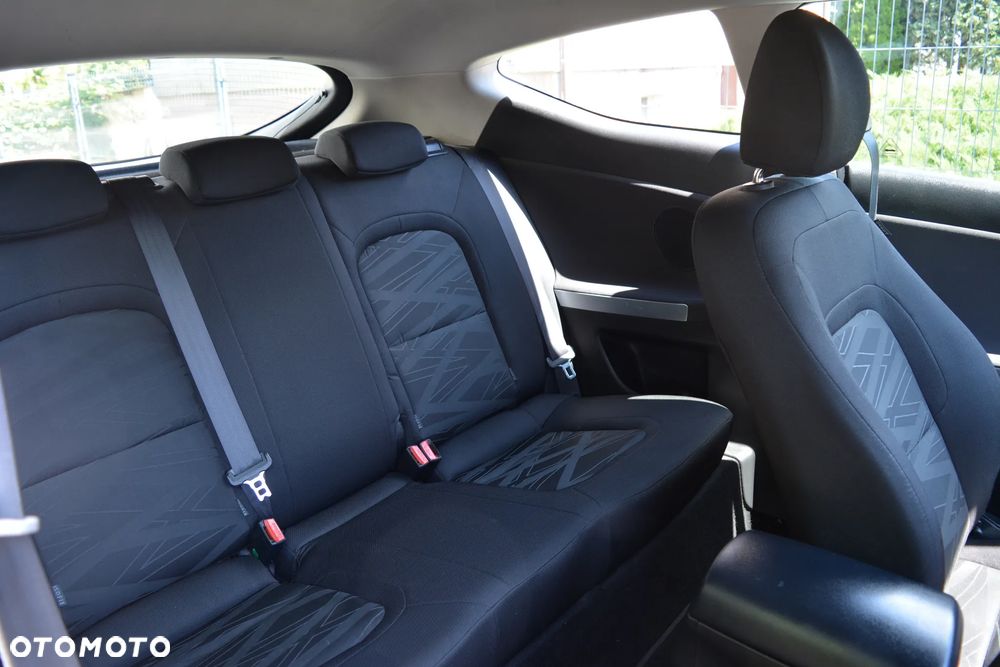 Kia ProCeed 1.4 CRDI L - 18