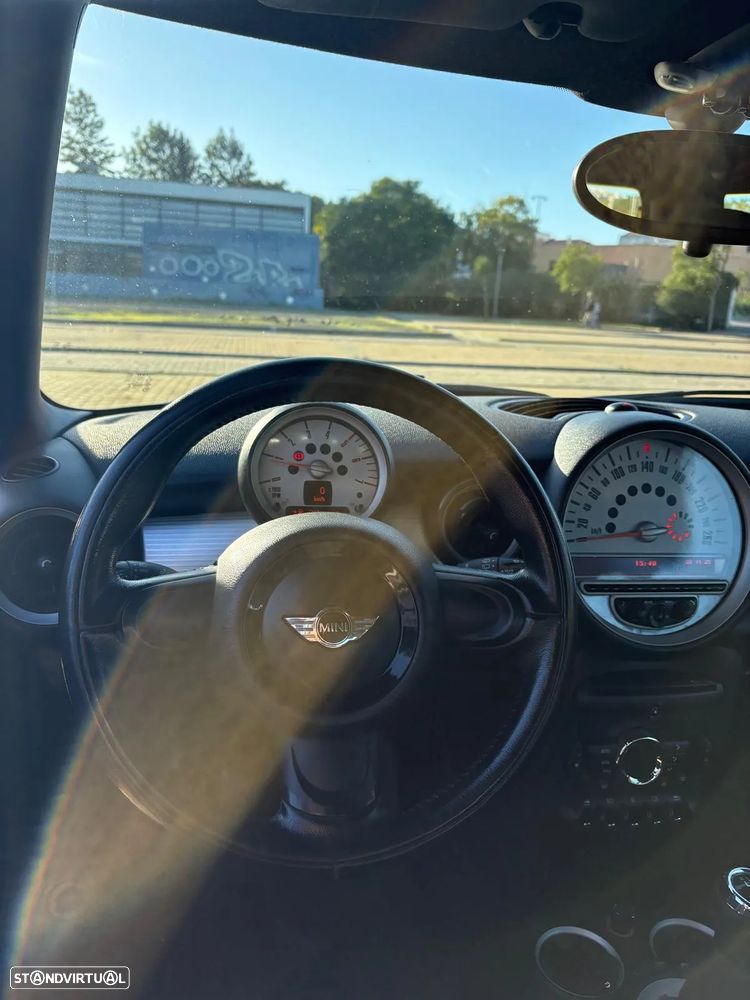 MINI 3 Portas One D - 8