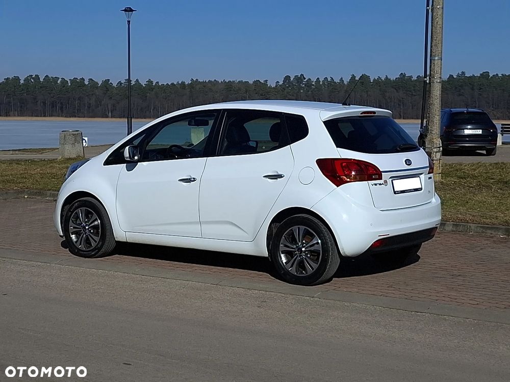 Kia Venga 1.6 CVVT Dream-Team Edition - 2