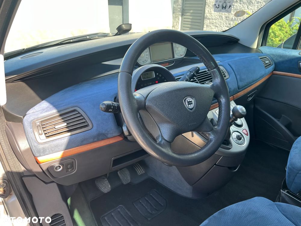 Lancia Phedra 2.0 Multijet 16v DPF Executive - 13