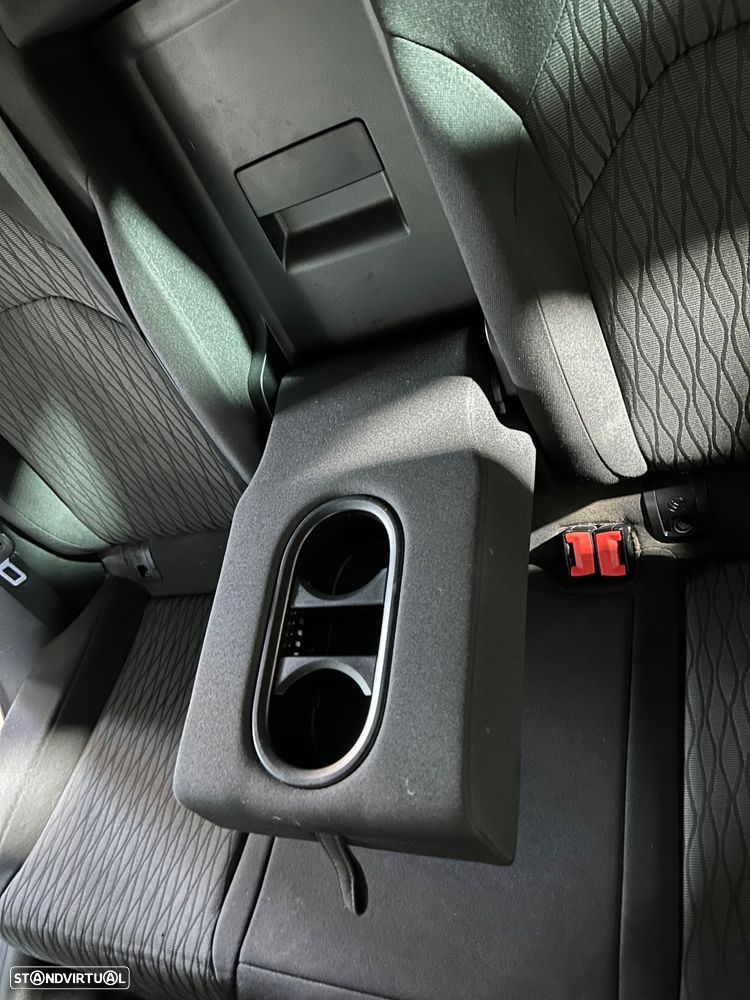 SEAT Leon 1.6 TDI S&S Style - 21