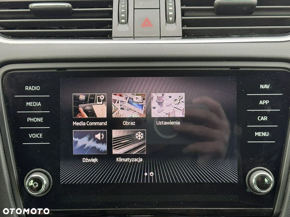 Skoda Octavia 1.6 TDI Ambition DSG - 22