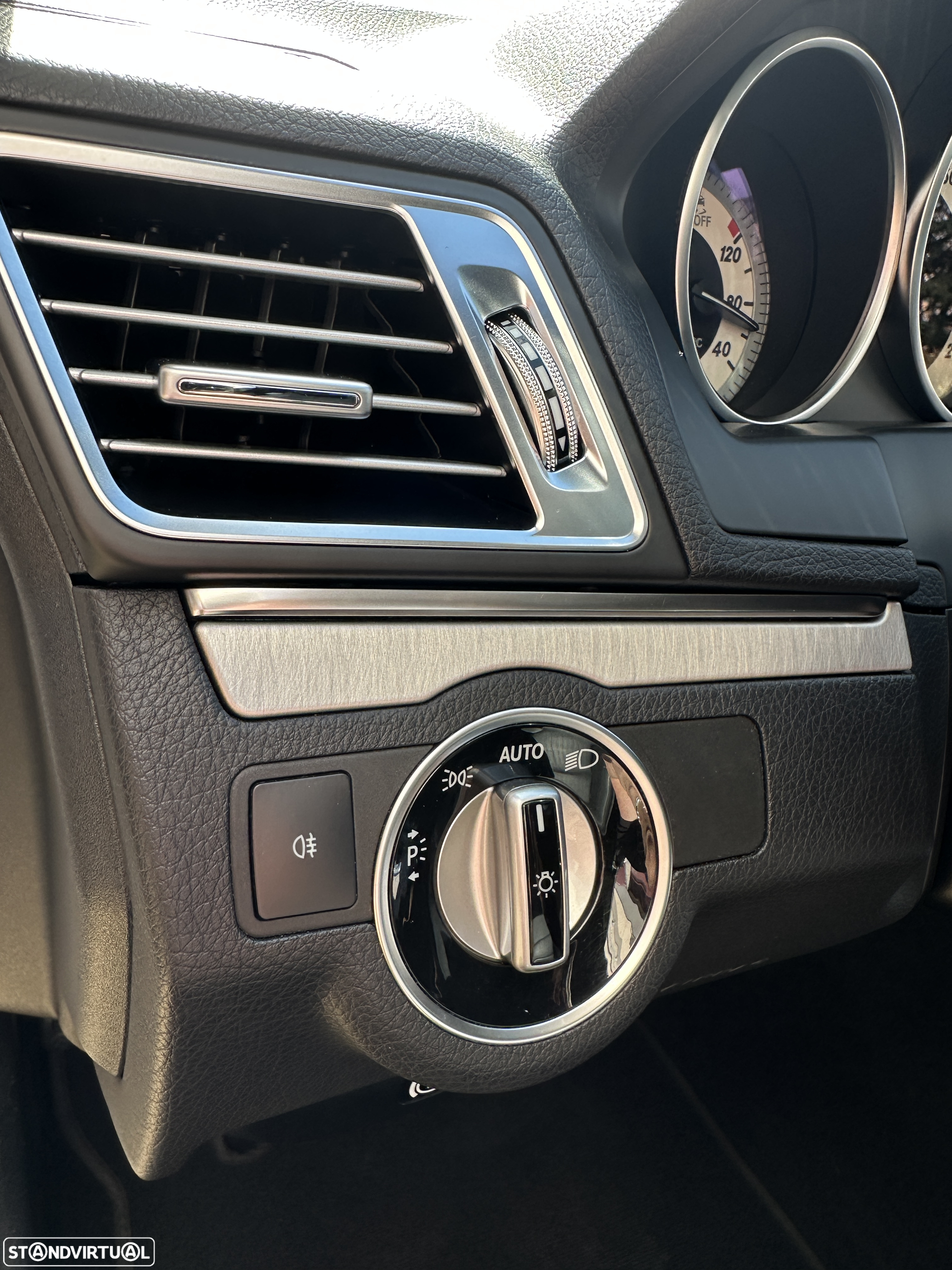 Mercedes-Benz E 220 CDi Avantgarde BE Auto. - 13