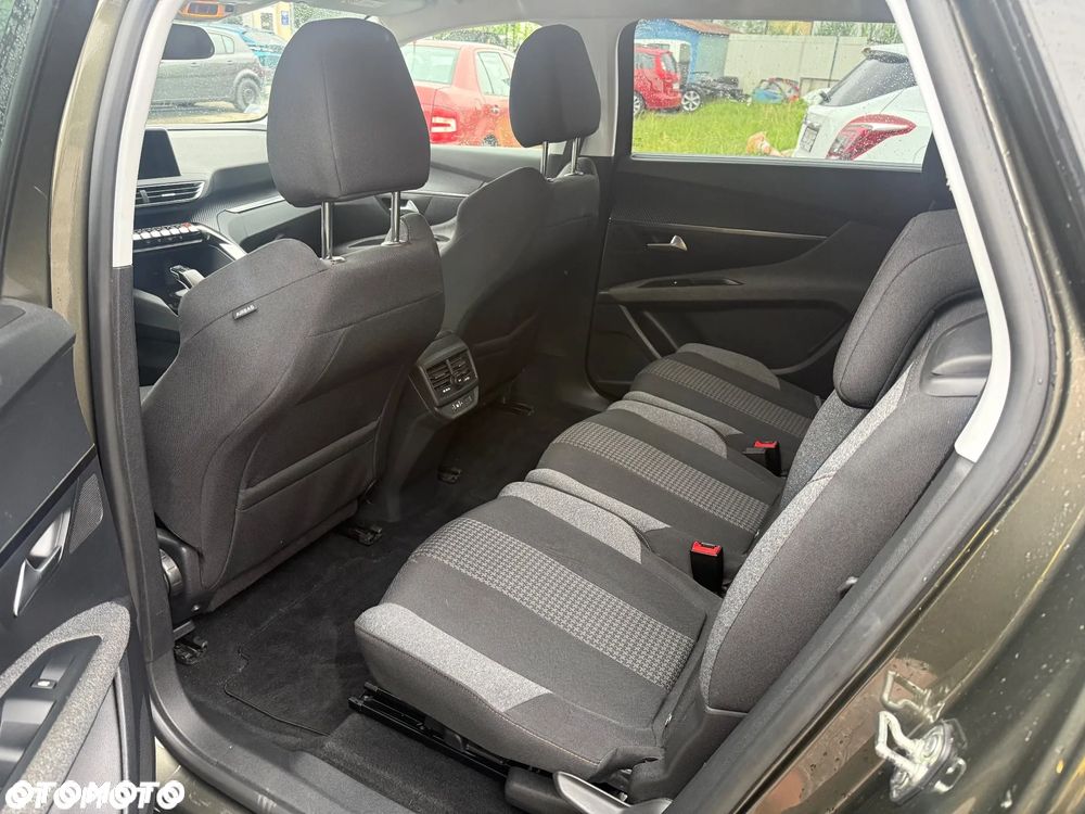 Peugeot 5008 BlueHDI 130 EAT8 Allure Business-Paket - 13
