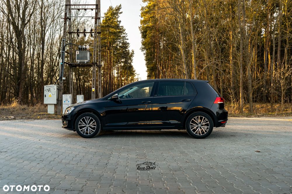 Volkswagen Golf 1.2 TSI BlueMotion Technology Allstar - 10