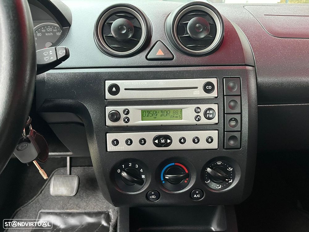 Ford Fiesta 1.4 TDCi Ghia Durashift - 21