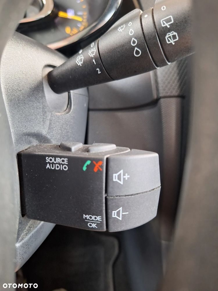 Renault Clio Energy TCe 90 Start & Stop Paris - 22