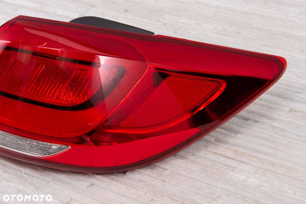 kia sportage iii sl 14-15 po lift karoseryjna lampa tylna prawa 924013 - 7