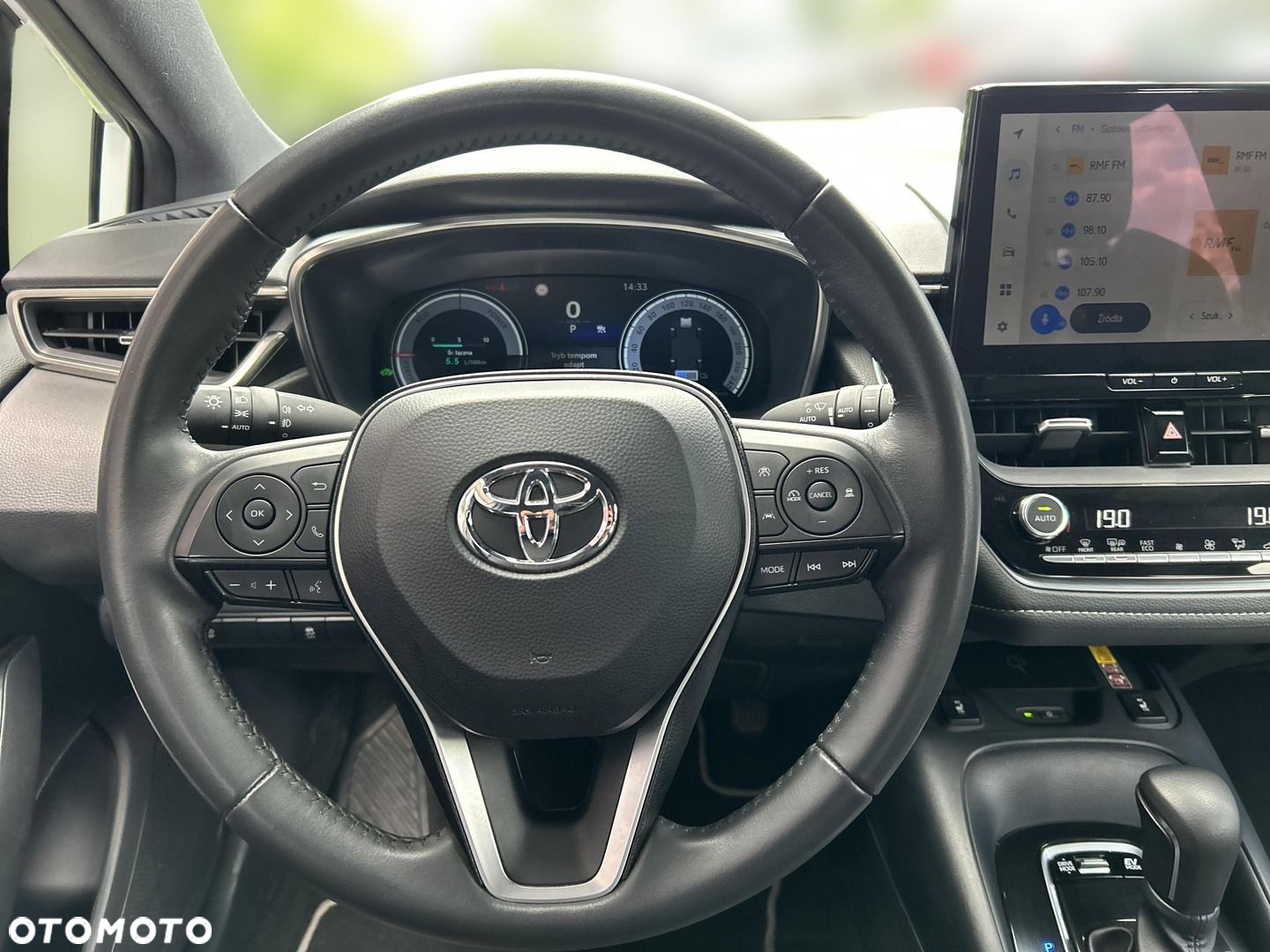 Toyota Corolla - 13