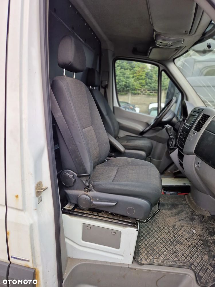 FOTEL PRAWY MERCEDES SPRINTER 906 VW CRAFTER - 11