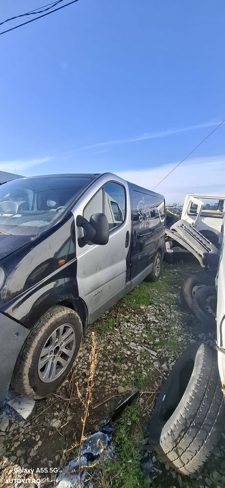 Dezmembrez Renaul Trafic Opel Vivaro - 3