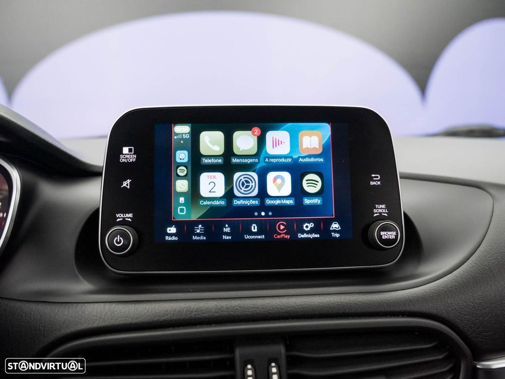 Fiat Tipo Station Wagon 1.3 M-Jet Lounge - 27