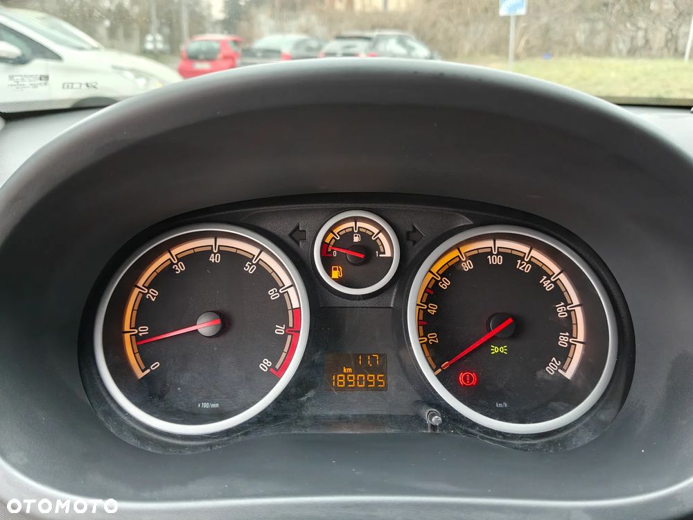 Opel Corsa 1.2 16V Cosmo - 23