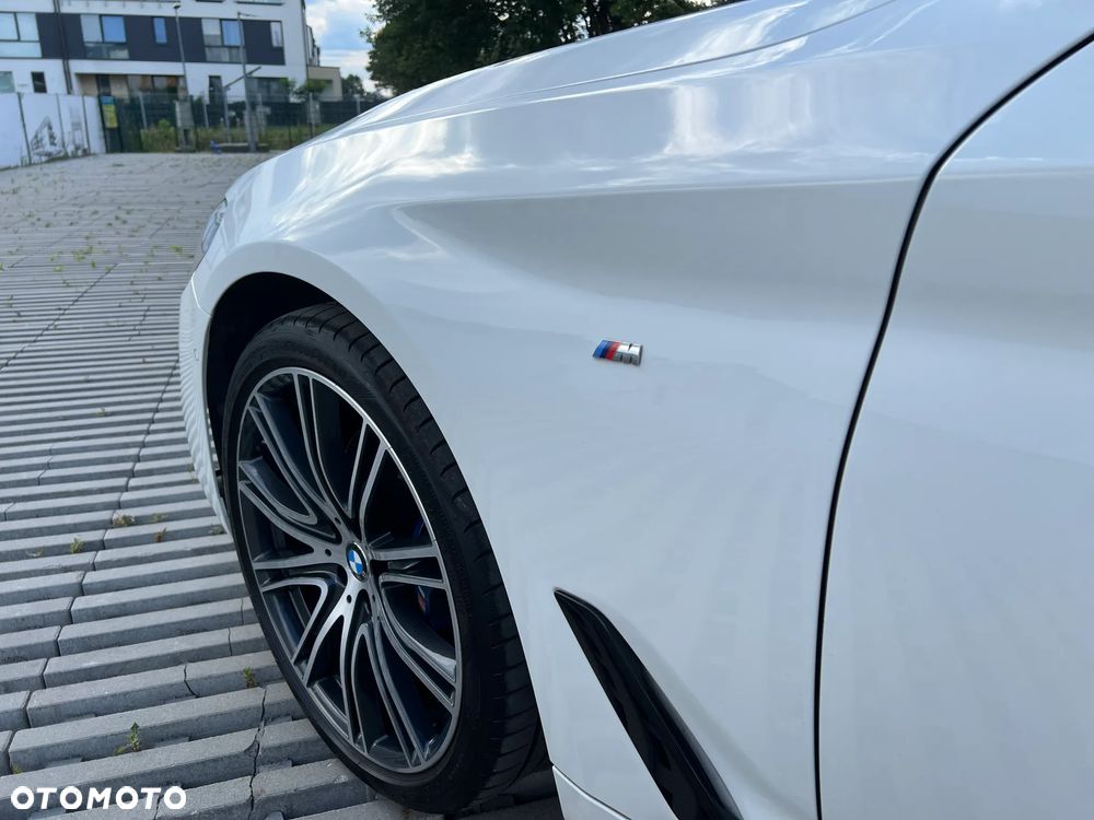 BMW Seria 5 530i xDrive M Sport sport - 13