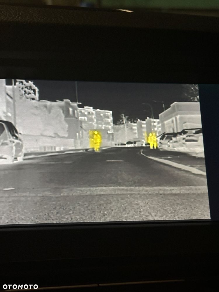 BMW Seria 5 520d xDrive - 22