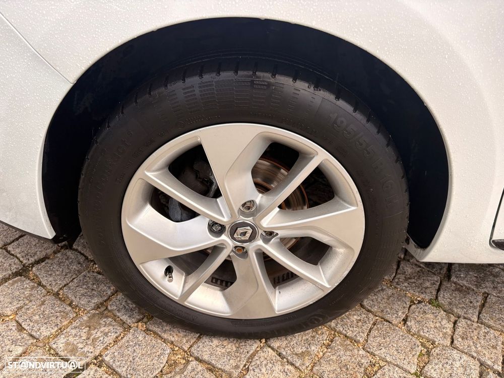 Renault Clio Sport Tourer 0.9 TCe Limited - 14