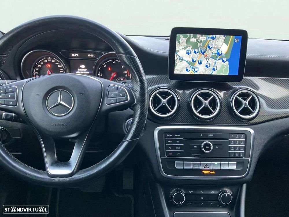 Mercedes-Benz CLA 200 - 10