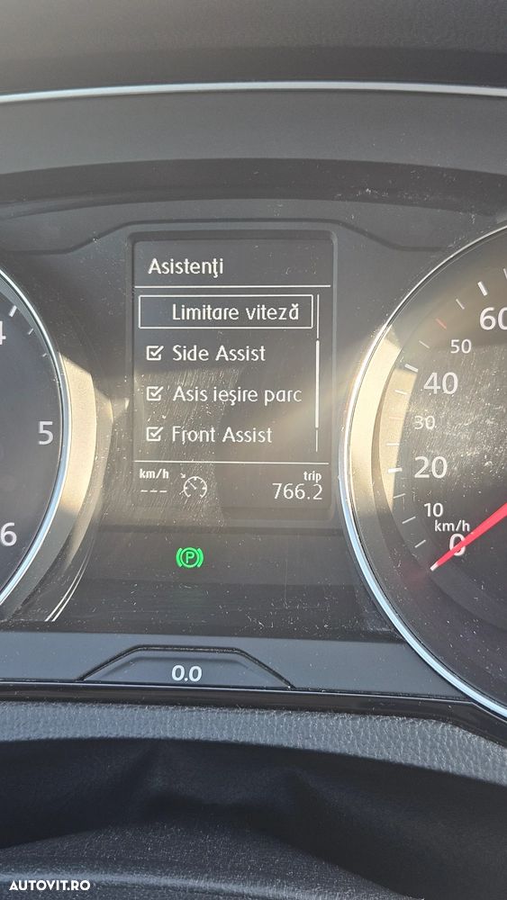 Volkswagen Passat 2.0 TDI DSG Comfortline - 8