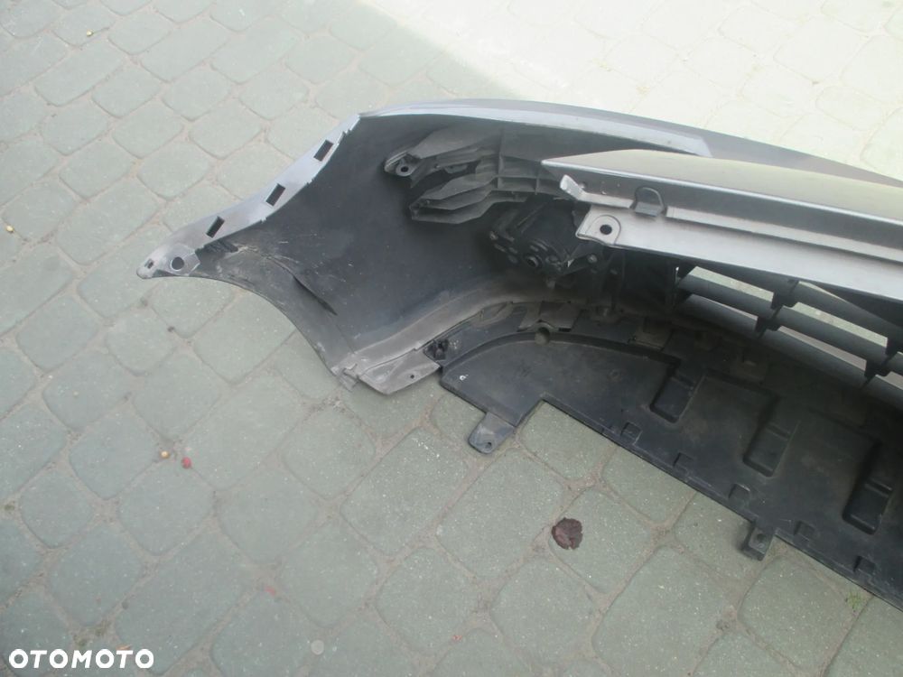 zderzak renault Modus - 8