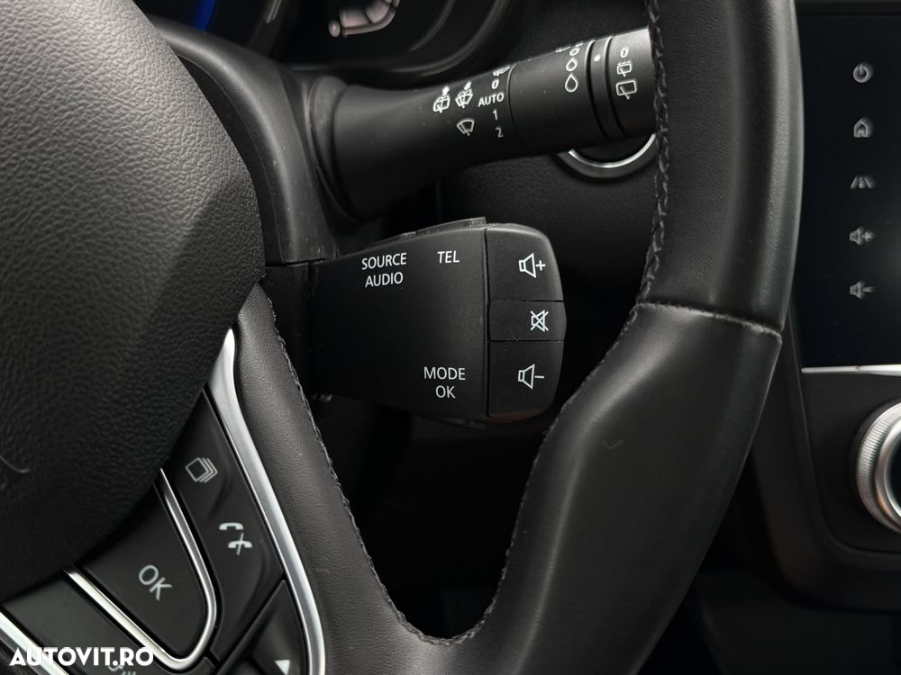 Renault Kadjar BLUE dCi 115 EDC INTENS - 37