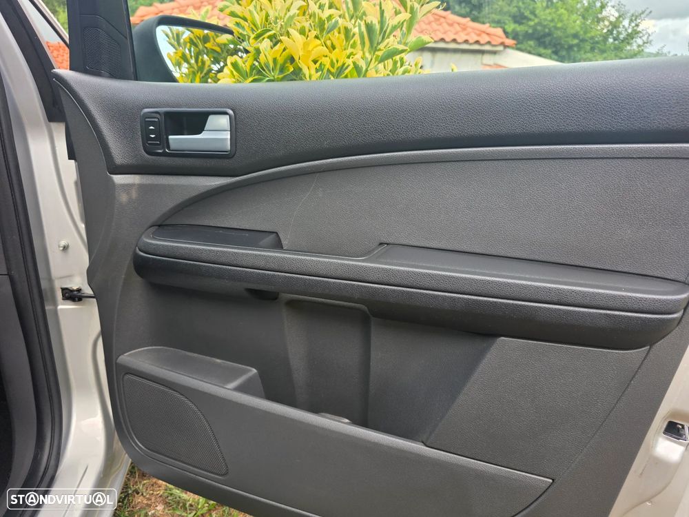 Ford Focus C-Max 1.6 TDCi Connection - 12