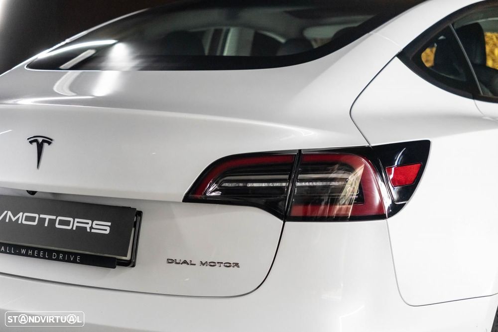 Tesla Model 3 Long Range Tração Integral Premium - 20