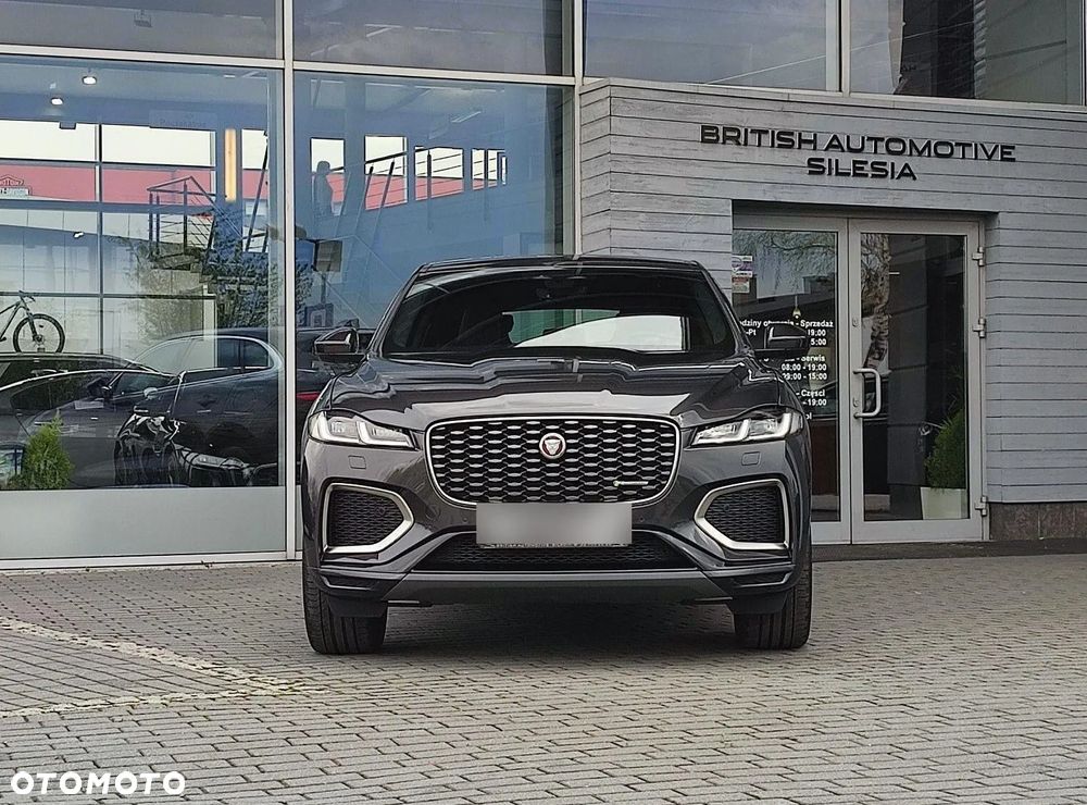 Jaguar F-Pace P250 AWD R-Dynamic HSE - 22