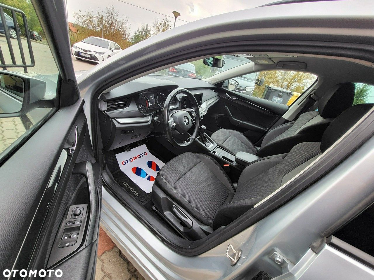 Skoda Octavia 1.5 TSI ACT Ambition - 9